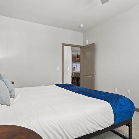 Cozysuites Phx Roro Gym, Pool, Pets, Parking! #9 フェニックス エクステリア 写真