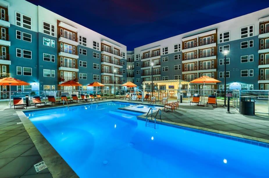 Cozysuites Phx Roro Gym, Pool, Pets, Parking! #9 フェニックス エクステリア 写真